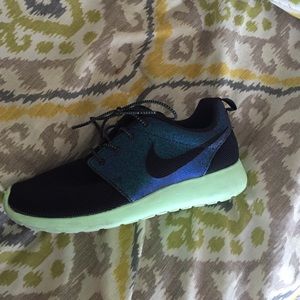 Nike Rosche Women