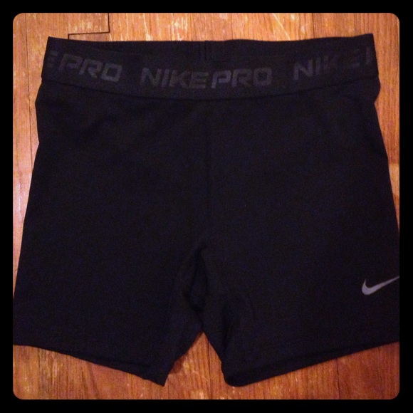 Nikepro tight