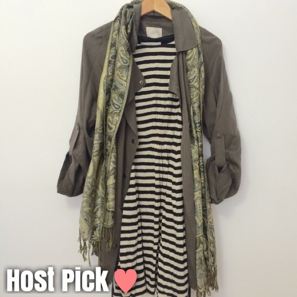 LOFT Dresses & Skirts - Sleeveless Dress