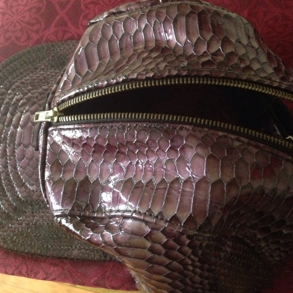 ROYALTY💜PURPLE SNAKESKIN HANDMADE HAT - Picture 4 of 4