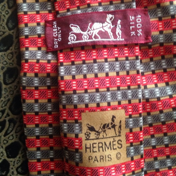 HERMES SILK TIE 100 % AUTHENTIC - Picture 1 of 4