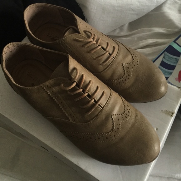 Call it spring oxfords