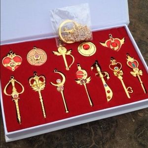 A set of 12 sailor moon keychain