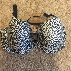 ✨NWT: VS Bra✨