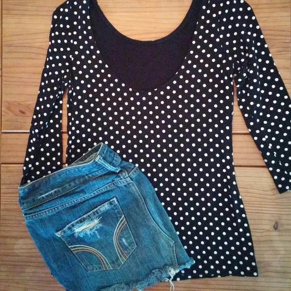Black and White Polka Dot Top by Guess - Picture 2 of 4