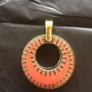 Premier Designs pendant wearable on both sides