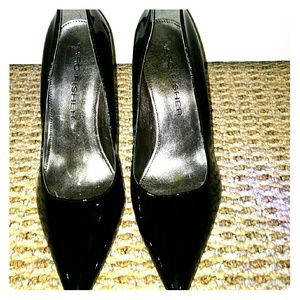 DON'T BUY!! Marc Fischer Patten Leather Pumps
