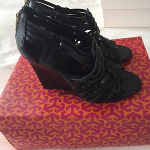 Tory Burch Tevray Sandal