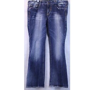 Express Stella barely boot