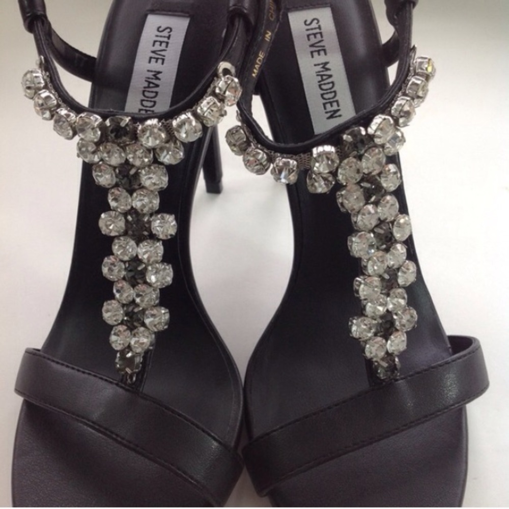 NEW STEVE MADDEN rhinestone vegan black sandals 10