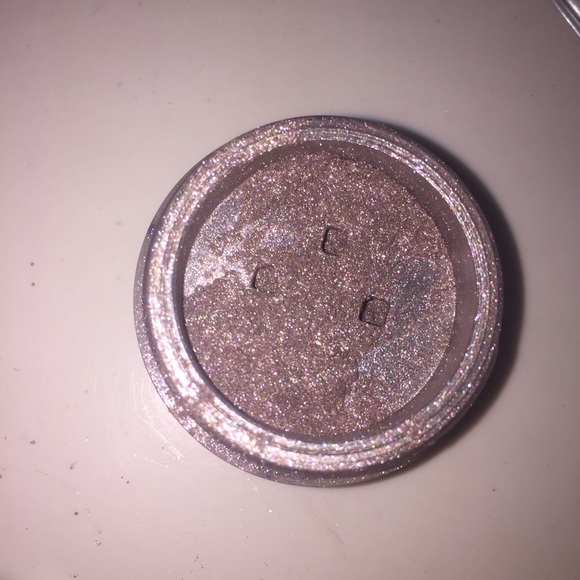 bare minerals shadow!