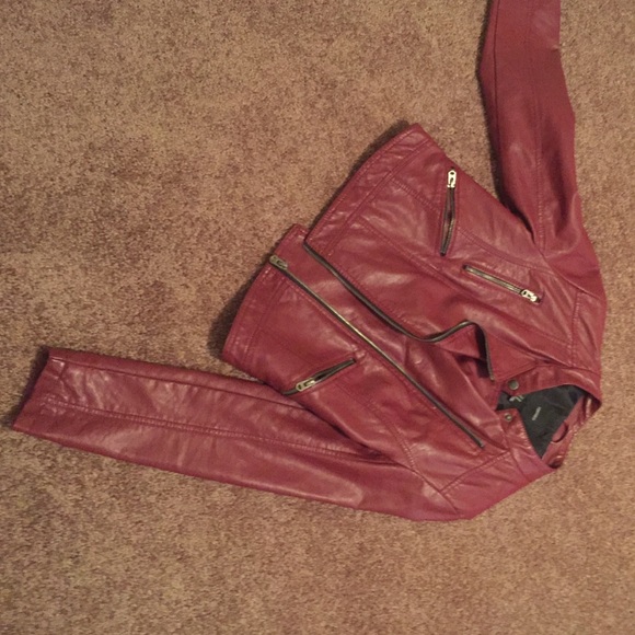 Leather jacket - Picture 2 of 3