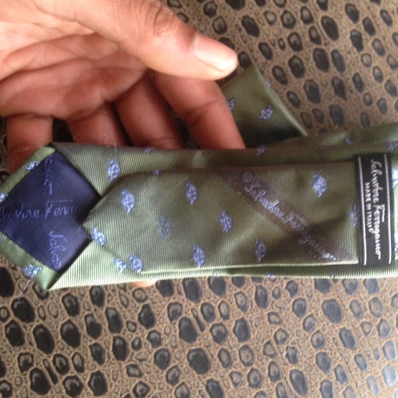 SALVATORE FERRAGAMO SILK TIE main image 3