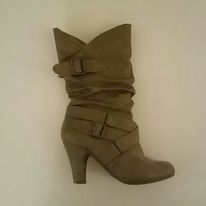 High heeled boots size 5 1/2