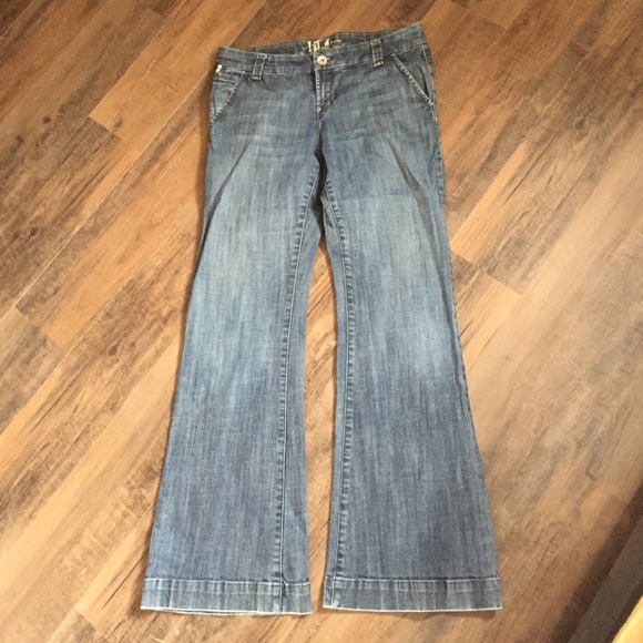 "!iT" brand denim trousers. Sz 30.