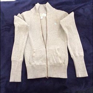 Abercrombie Gray Knit Sweatet