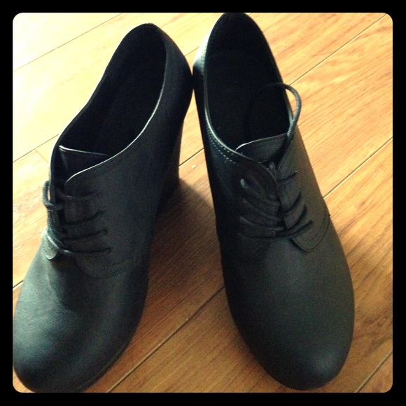 Size 11 Torrid wedges. Barely worn!