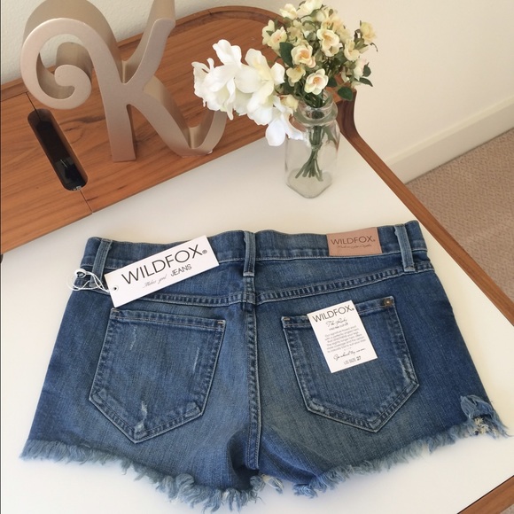 WILDFOX jean shorts - 28 - Picture 2 of 4