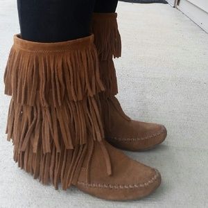 Lauren Conrad fringe boots size 6