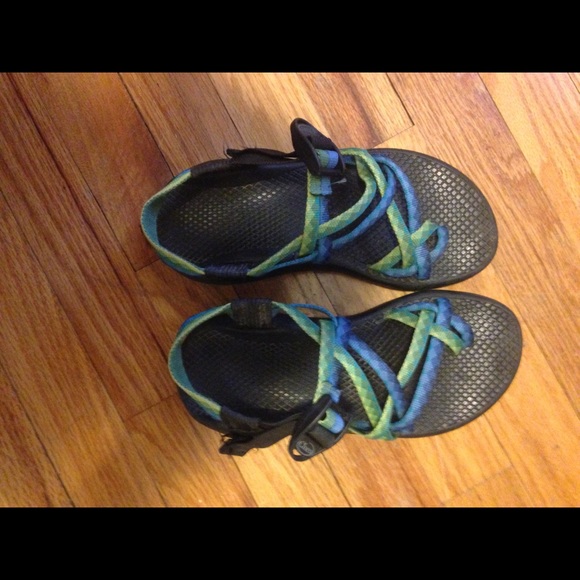 Chaco shoes gently used