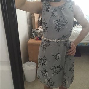 Floral/butterfly dove-gray dress. Gorgeous!