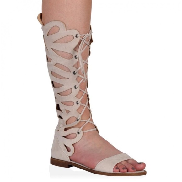 Lace up flat sandals - Picture 2 of 3