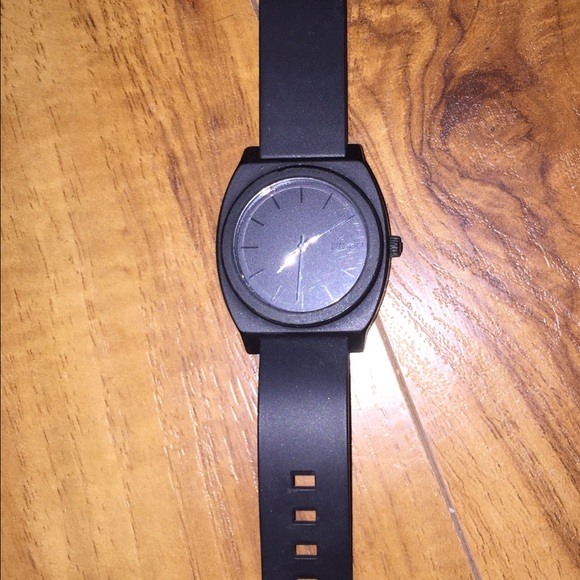 Nixon Time Teller