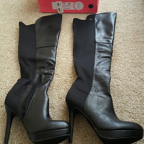 Knee High heeled Boots