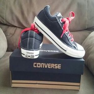 Boys converse