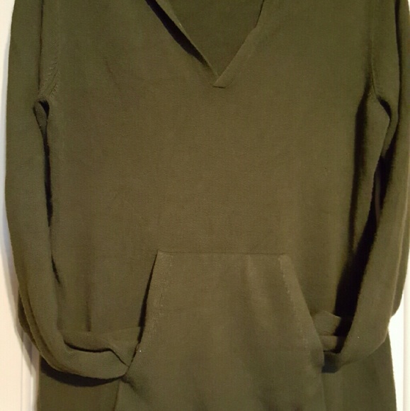 Sweater - Picture 4 of 4