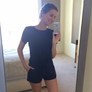 SUPER cute Navy romper - M