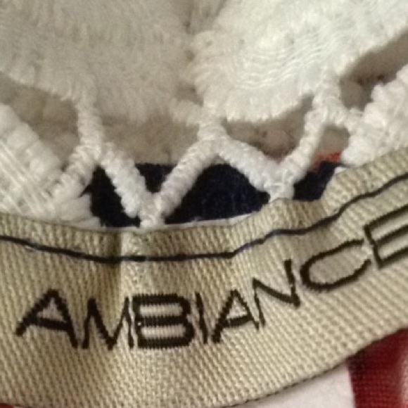 Floral Romper - Picture 3 of 4