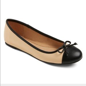 Merona beige and black flats