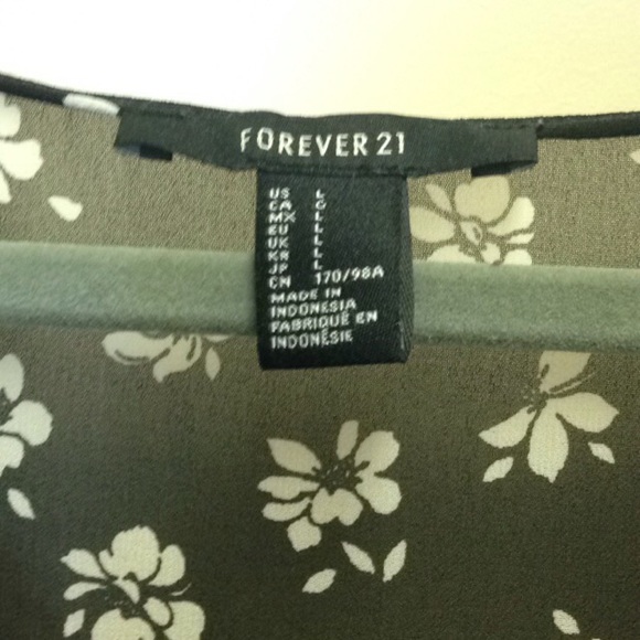 Adorable Forever 21 dress - Picture 3 of 4