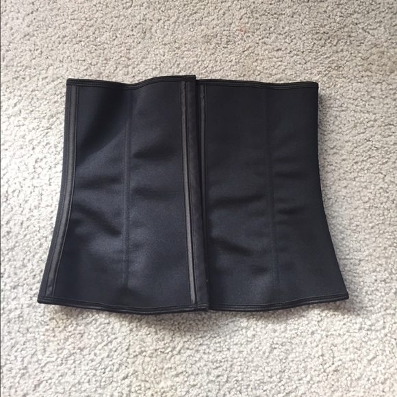 Waist clincher