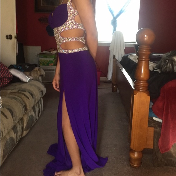 PROM DRESS - Picture 4 of 4