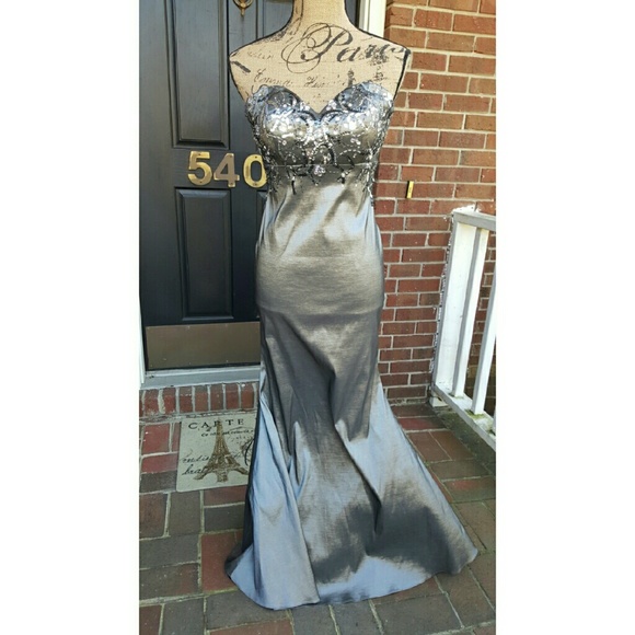 Gorgeous Grey Silver Beaded Formal size 8