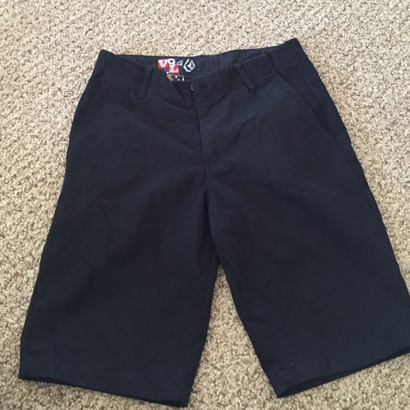 Men's black volcom shorts