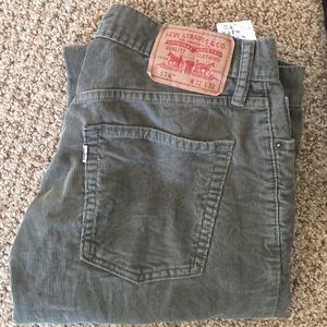 Men's Levi slim straight corduroy