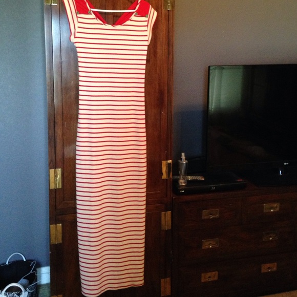 🌟SALE🌟Altar'd State Red and cream maxi dress!👄