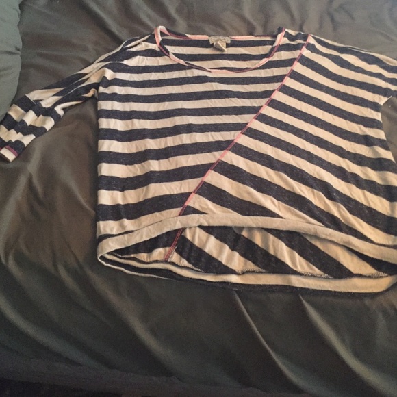 3 quarter sleeve shirt