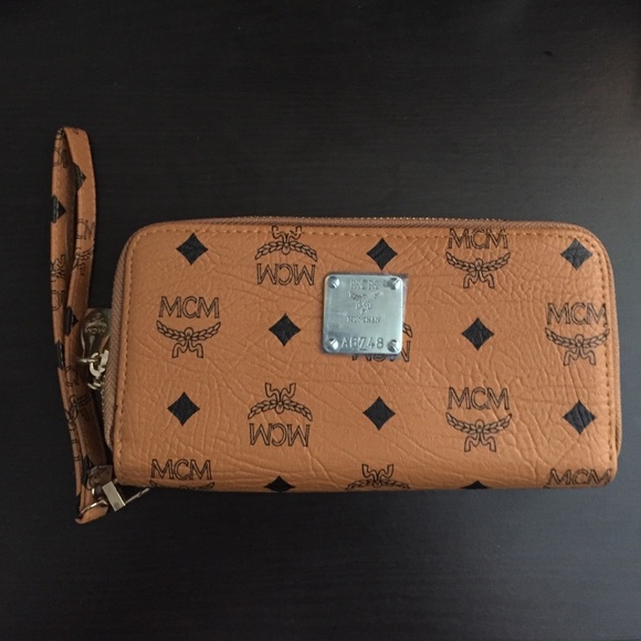 Mcm wallet