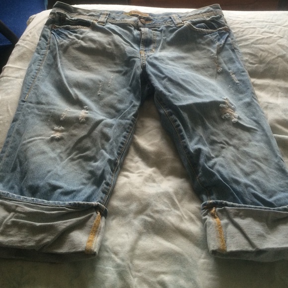 Old Navy Crop Jeans Size 14 like new