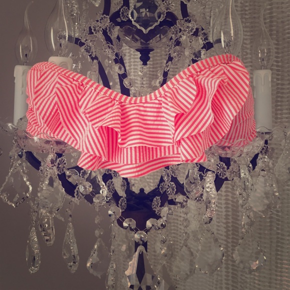 Strapless bikini
