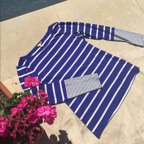 Banana Republic long sleeved Tee