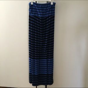 Maternity strapless maxi dress