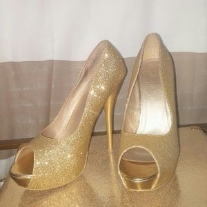 Sparkly gold high heels
