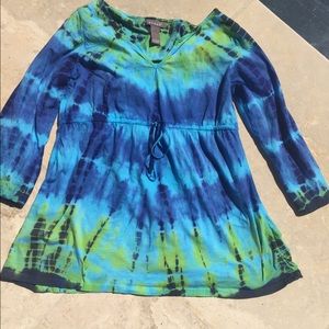 Kenar tie dye top with drawstring waist.