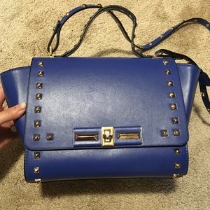 Blue leather shoulder and hand holding bag✨