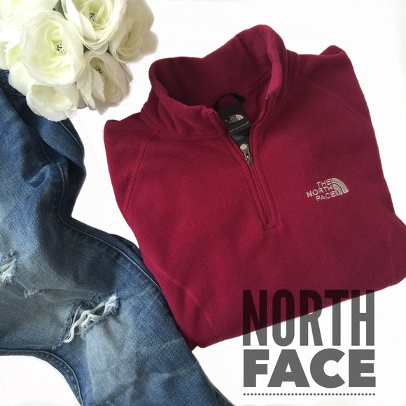 The North Face Sweaters - // N o r t h F a c e • P u l l o v e r • Sz Sp //